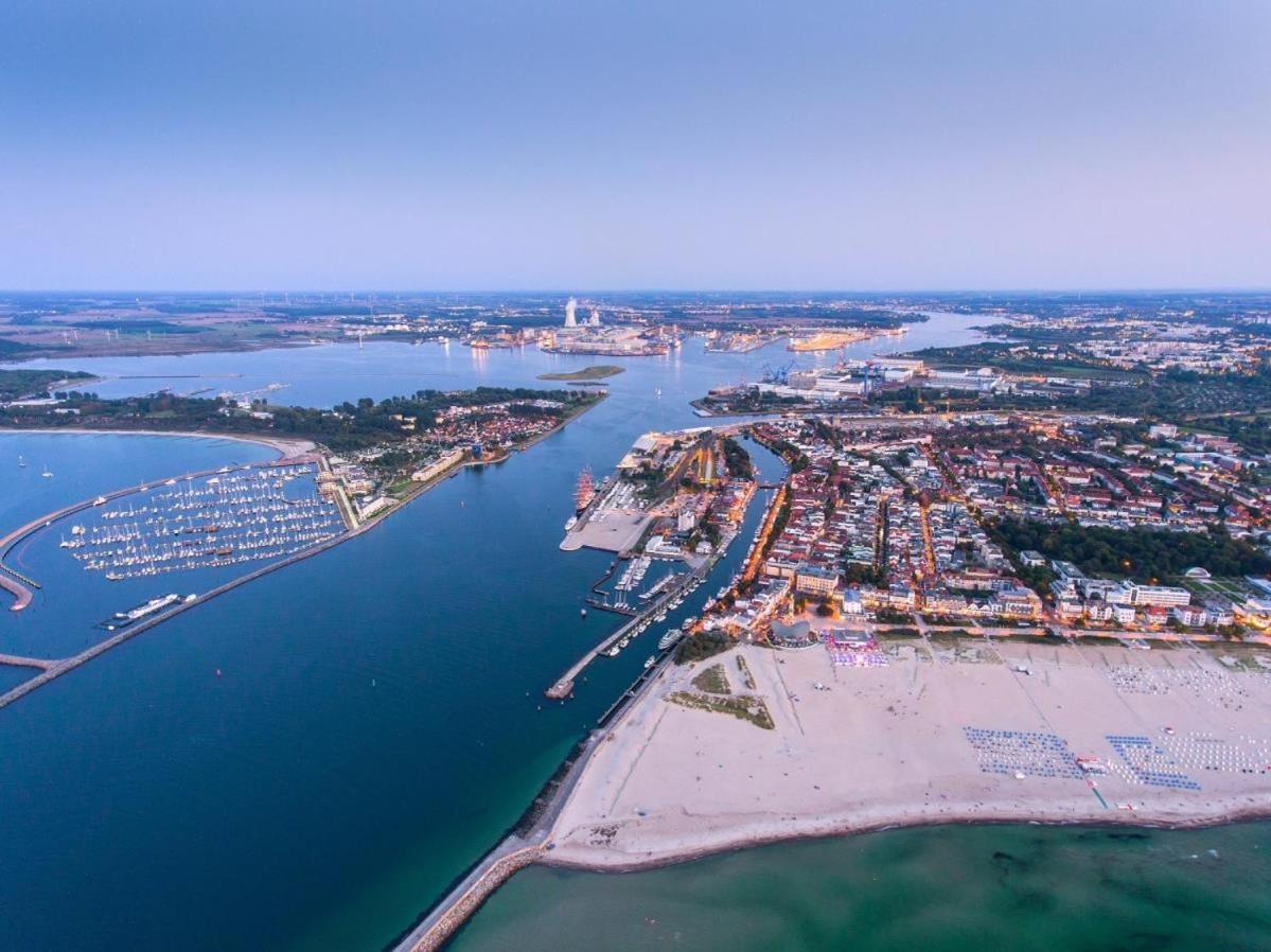 Doppelzimmer Cocktail, Direkt Am Alten Strom Rostock Ngoại thất bức ảnh